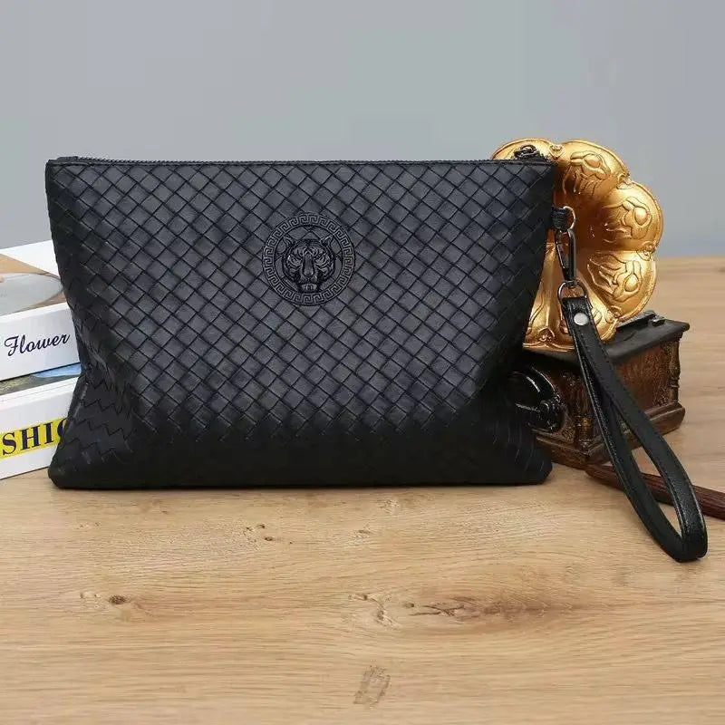 Pochette Prestige™ – Cuir Tressé Noir